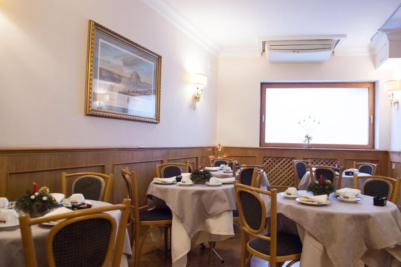 Hotel Leopardi Naples Exterior photo